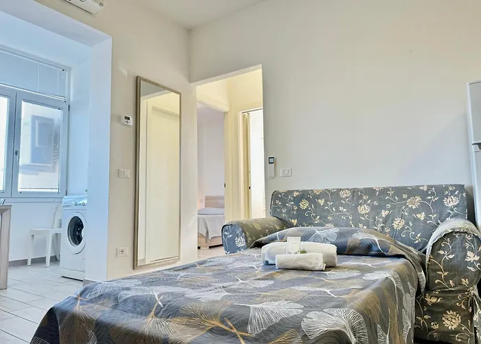 80, Trilocale Al Barbara ليدو أدريانو