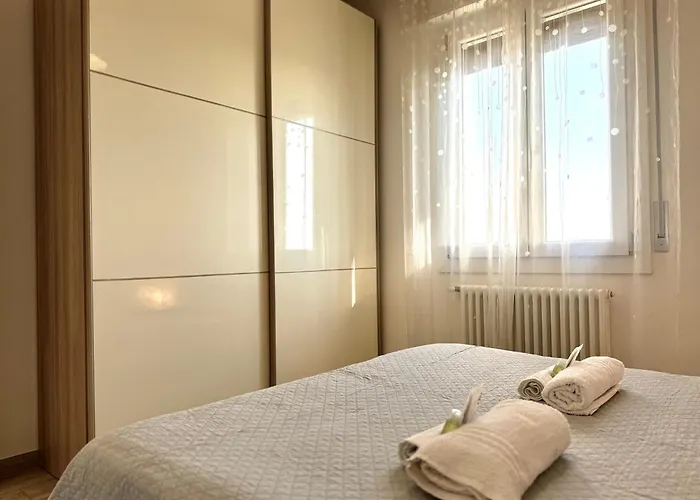 80, Trilocale Al Barbara * ليدو أدريانو