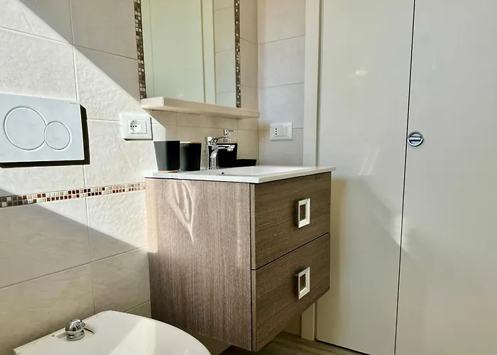 80, Trilocale Al Barbara شقة