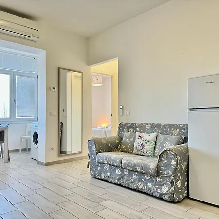 Apartment 80, Trilocale Al Barbara *